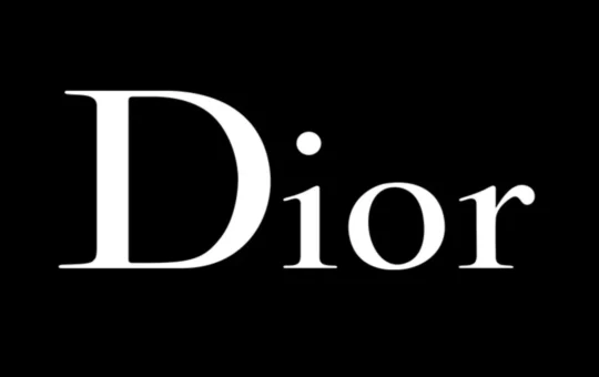 Dior-Serif-Font-1.webp